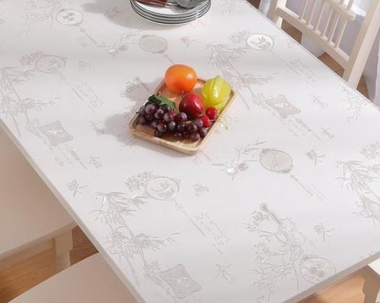 怎么去除的pvc塑料味道?pvc透明桌垫发黄怎么清洗