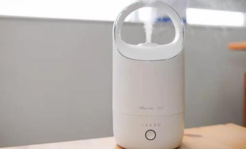 婴儿可以用加湿器吗 加湿器用什么水对婴儿好