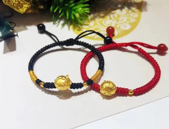 本命年红绳可以和翡翠手镯一起戴吗?本命年红绳可以和银手镯戴一起吗