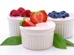 空腹喝酸奶的危害-喝酸奶的好处