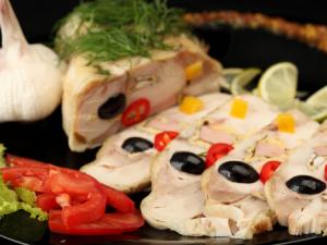 鸡汤比鸡肉更滋补？吃鸡的6个真相