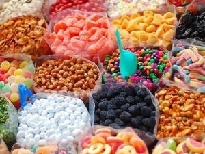 经常吃糖致使胆固醇紊乱-细数常吃糖的危害