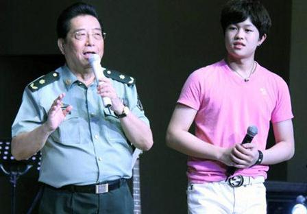 �����Ĵ�������˭��ƴ��ʱ���й��Ĵ������⡰�ٶ��������������Ƕ������ӵ����й��Ĵ�����֮��˫��