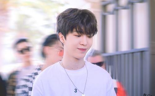 范丞丞个人资料简介 范丞丞图片 范冰冰与范丞丞