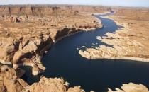 三十年河东，三十年河西，莫欺少年穷是什么意思