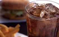 常喝碳酸饮料有什么坏处？喝碳酸饮料的危害