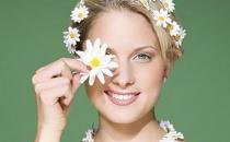 正确使用眼霜 拥有美丽亮眼