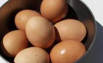 吃鸡蛋的时候不能同时做的事