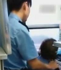 列车员激吻组图：温州开往沈阳的K347次列车列车员激吻遭偷拍