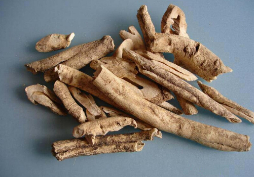 食用丹皮要注意什么？丹皮的功效与作用