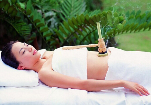 艾灸肚脐的作用-艾灸肚脐的注意事项