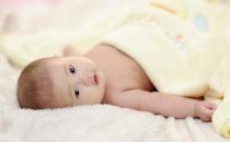 宝宝开始独睡 父母应该注意什么？