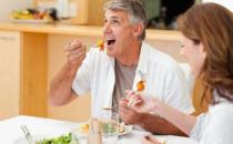 吃太饱有什么危害？吃太饱易疲劳