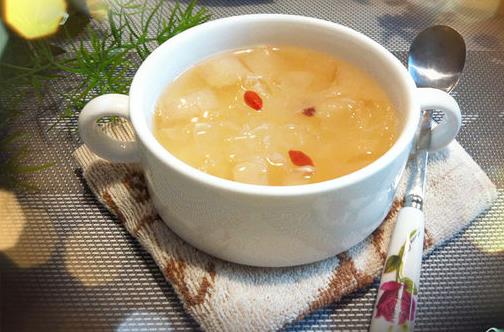 兔唇是怎么形成的 该如何预防兔唇