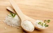 盐吃多了有害健康！什么人要少吃盐？