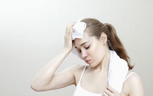 产后出汗多怎么办？如何保持清爽护理？