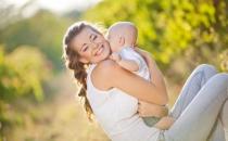 乳头皲裂是什么？哺乳会有哪些皮肤问题？