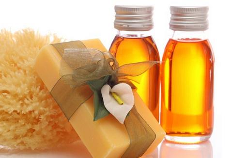 搓脸用力过大当心斑点来找你！