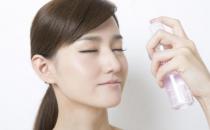 鼻子和耳后也需要保湿哦！