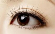 眼部长脂肪粒？教你有效去除脂肪粒