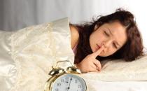 上班族怎么快速化妆？5分钟打造精致妆容！