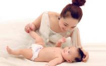 宝宝肺炎预防有三招 早发现早治疗