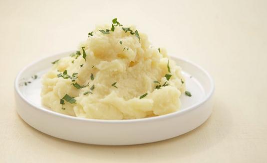 如何去除黑眼圈？土豆面膜去黑眼圈