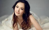 中长发怎么盘发最好看？DIY随性蓬松卷发