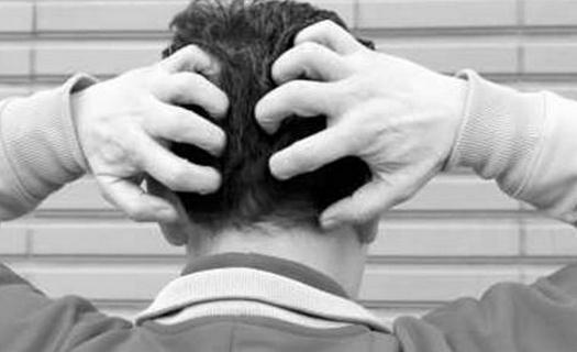 秋冬季头屑多 怎样有效去除头皮屑