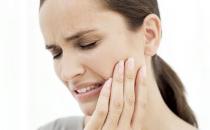 男子强忍牙疼致死 如何防治？