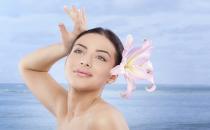 针对不同肤质保湿 三款自制补水面膜