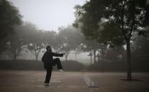 雾霾或超吸烟成肺癌头号元凶