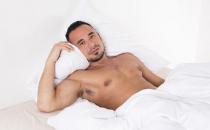 男性夏季裸睡的四大好处