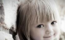 7个因素让你嘴角下垂 变苦瓜脸