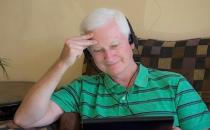 老人耳朵不好 三步解决困扰