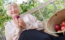 老人想长寿 要学会为身体祛瘀