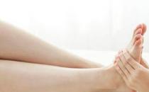 老人保健多按摩脚底