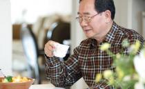 老人身体好不好 就靠“手”了