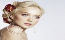 去除眼部皱纹有诀窍