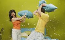 怎么增加夫妻感情？多牵手拥抱