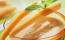 祛斑养颜方法 女性每日喝1杯胡萝卜汁