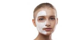 控油面膜DIY，清爽嫩肤秀出来