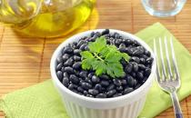 醋泡黄豆 老人血管的大救星