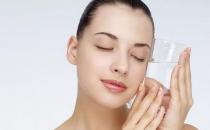 肌肤暗沉 找准美白小窍门