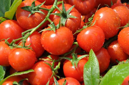 孕期预防妊娠纹的食物有哪些？消除妊娠纹的方法