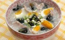 盗汗吃什么好？6种治疗盗汗的食疗方法