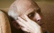 简单8招预防老人脑出血