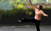 金鸡独立能预防老年痴呆 调节脏腑