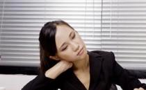 办公室久坐危害多多 如何缓解