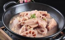 痘痘不断？莲藕配花生搭配清热润肤！